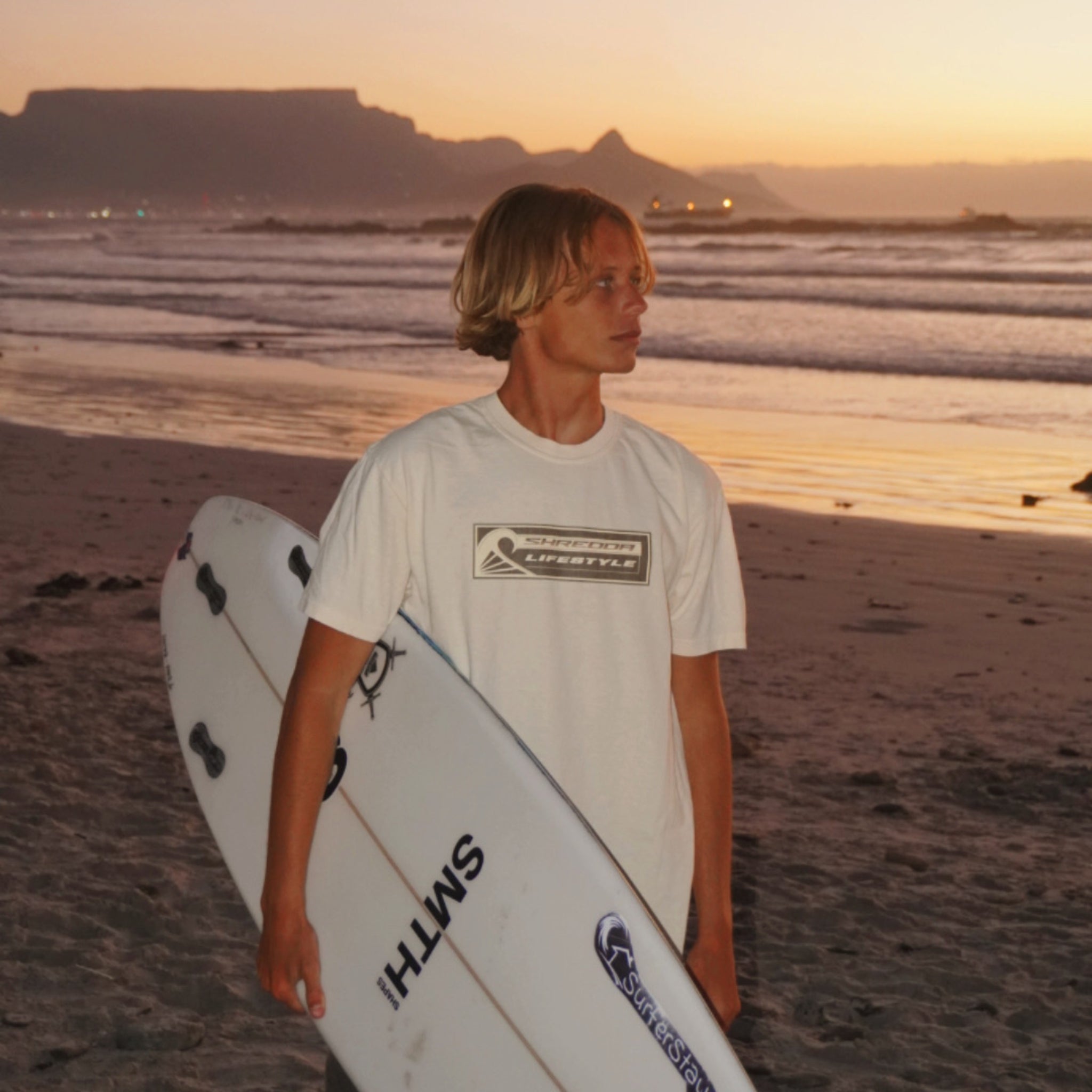 2000s CHICK MAGNET TEE